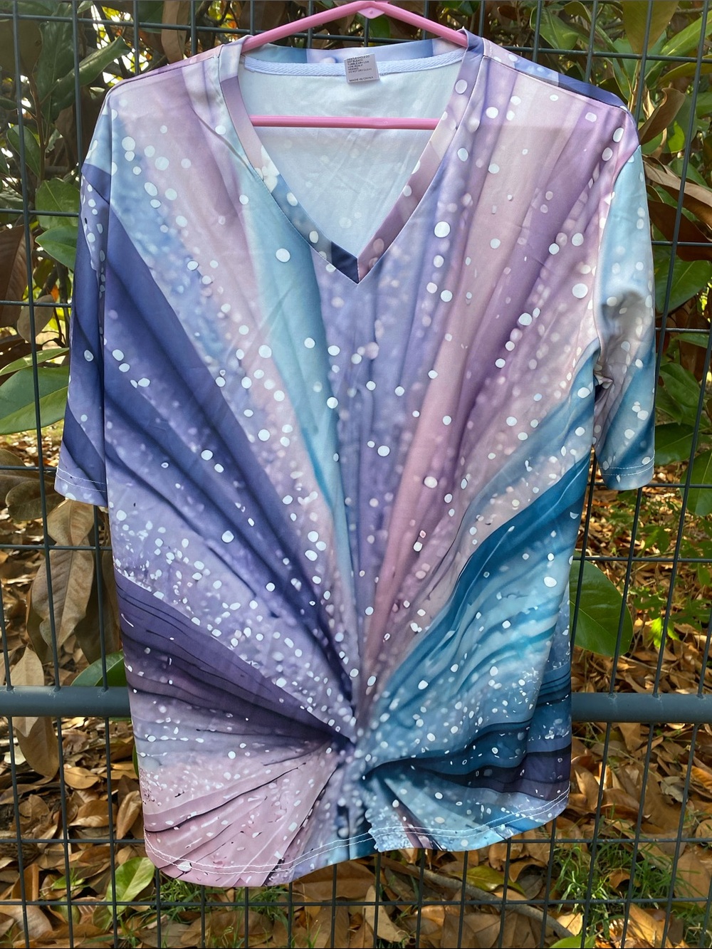 Women's XL Abstract Print V-Neck T-Shirt